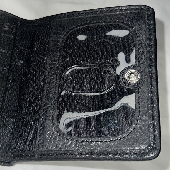 Fossil Black Pebbled Leather Bifold Wallet EUC - Picture 7 of 16